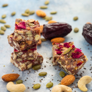 SO GOOD Gulkand Dry Fruit Bite 400gm